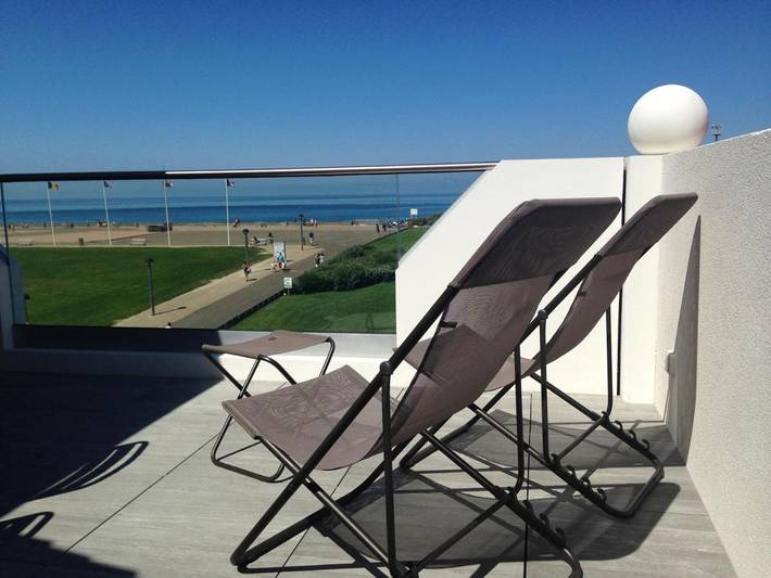 Chambre d’hôte pour 2 personnes, avec Balcon et Terrasse ainsi que Jardin et Piscine dans les Landes - 3
