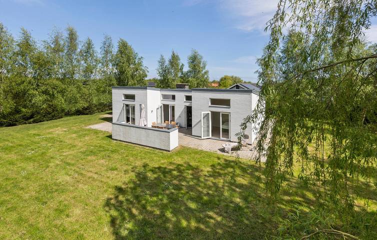 Ferienhaus für 8 Personen, mit Sauna und Terrasse sowie Garten und Whirlpool in Skovmose - 2