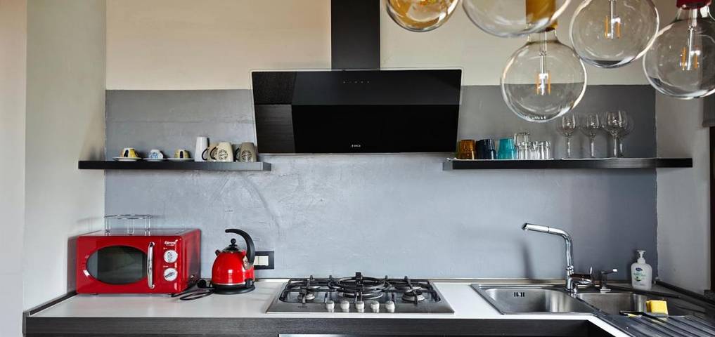 Ferienwohnung für 4 Personen, mit Balkon und Terrasse sowie Seeblick und Ausblick in Varese - 3