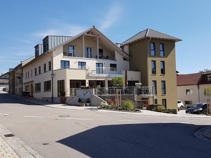 Hotel, mit Balkon/Terrasse