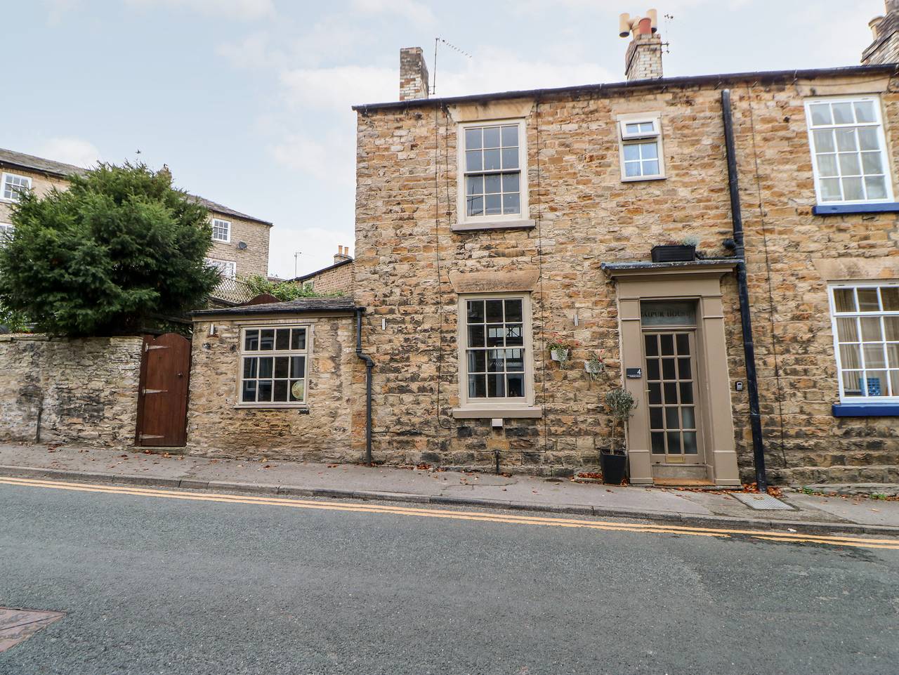 Jaipur House in Richmond (Yorkshire), North Yorkshire