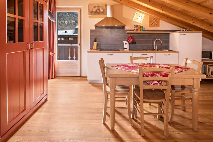 Hütte für 4 Personen, mit Balkon in Livigno
