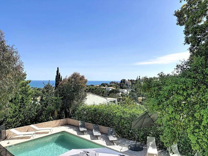 Filter.villa.villa pour 10 personnes, avec Balcon ainsi que Terrasse et Piscine dans Saint-Aygulf