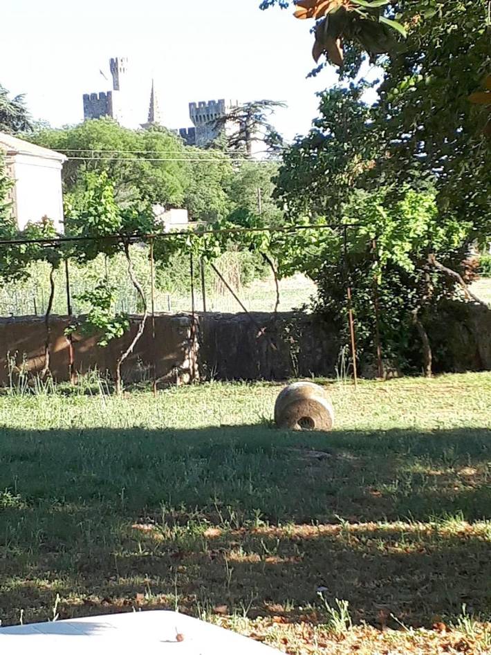 Chambre d’hôte pour 2 personnes, avec piscine ainsi que vue et jardin, animaux acceptés