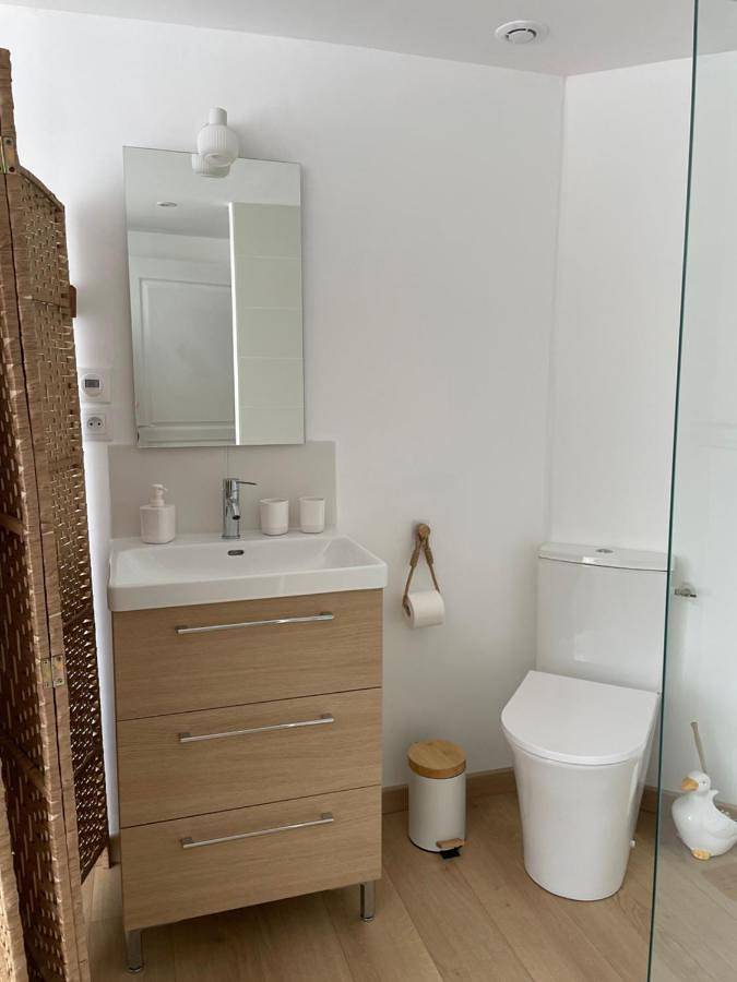 Particulier loue chambre pour 2 personnes in Rognac, Côte méditerranéenne (France)