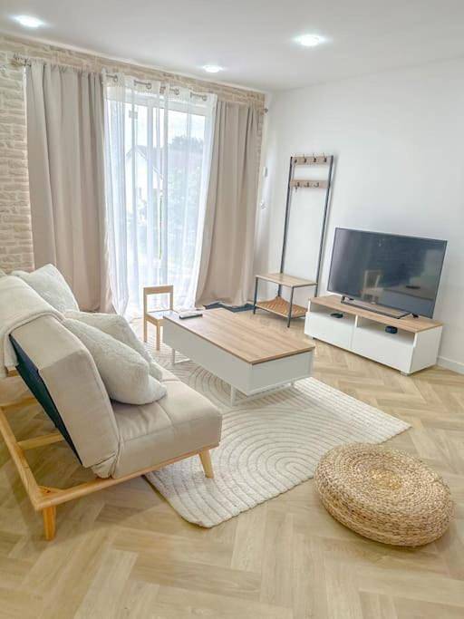 Gîte pour 4 personnes, avec jardin et terrasse dans Torcenay