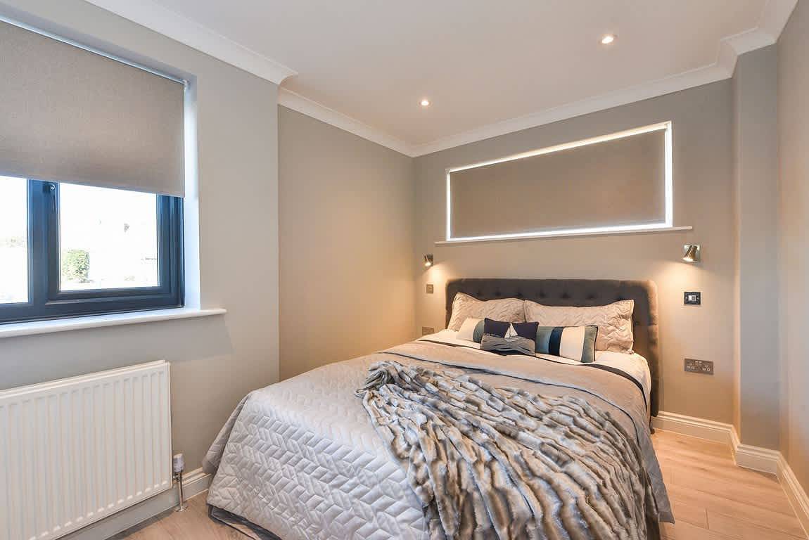 Seaside Serenity: 3-Bed, Deck & Garden, Near Shore in West Sussex