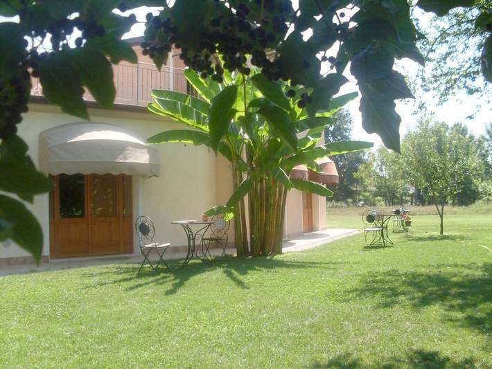 B&b per 3 persone, con Giardino e Piscina a Monzambano