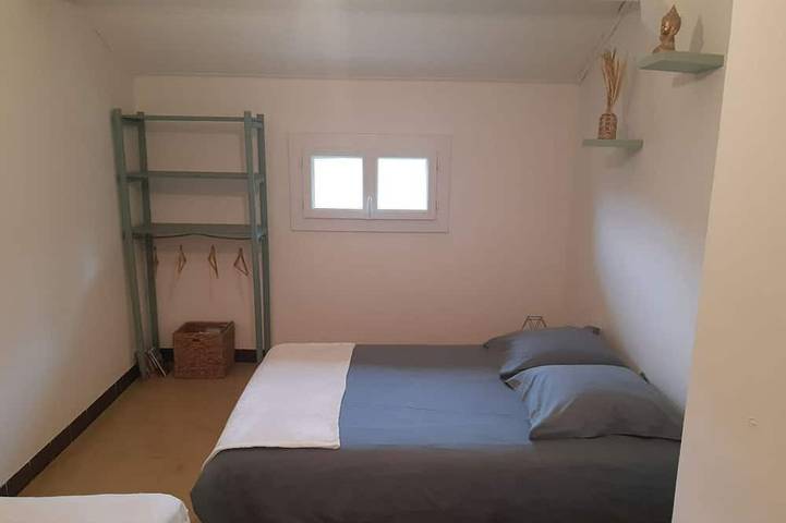 Location de vacances pour 12 personnes, avec terrasse et jardin, animaux acceptés à Le Soulié - 2