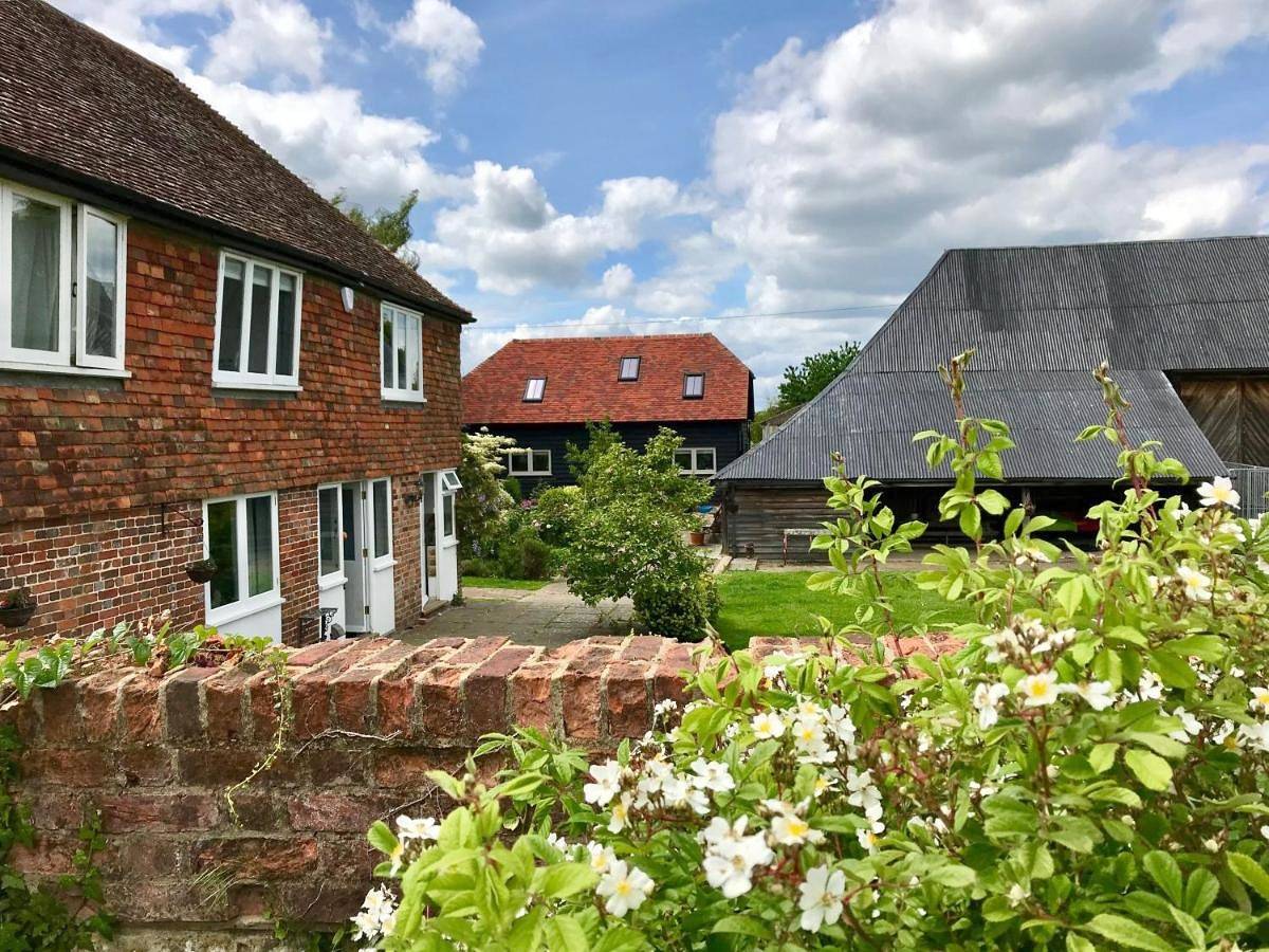 One-Bedroom House in Tenterden, Ashford region