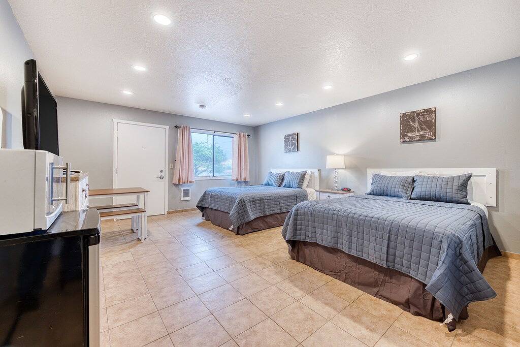 Ganze Wohnung, Hundefreundliches Motel-Studio in Strand- und Innenstadtnähe! in Rockaway Beach, Tillamook County