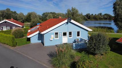 Ferienhaus für 12 Personen, mit Terrasse und Sauna sowie Garten, kinderfreundlich in Otterndorf