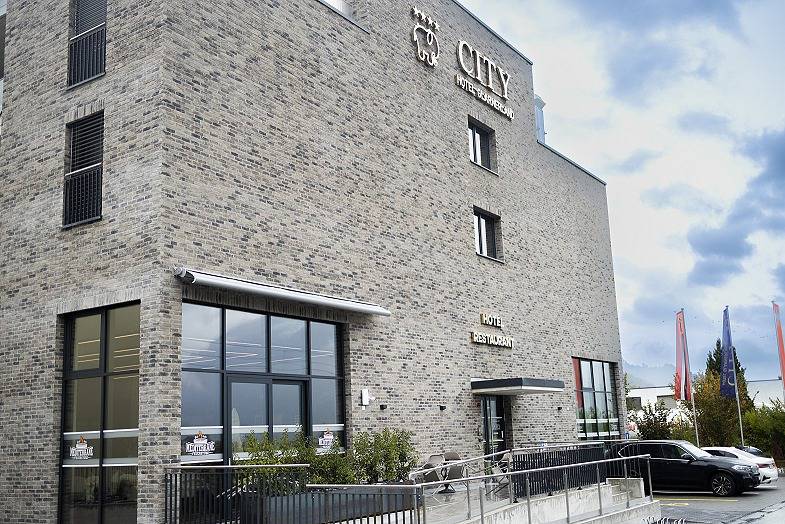 City Hotel Glarnerland - Familienzimmer in Näfels, Glarus Nord