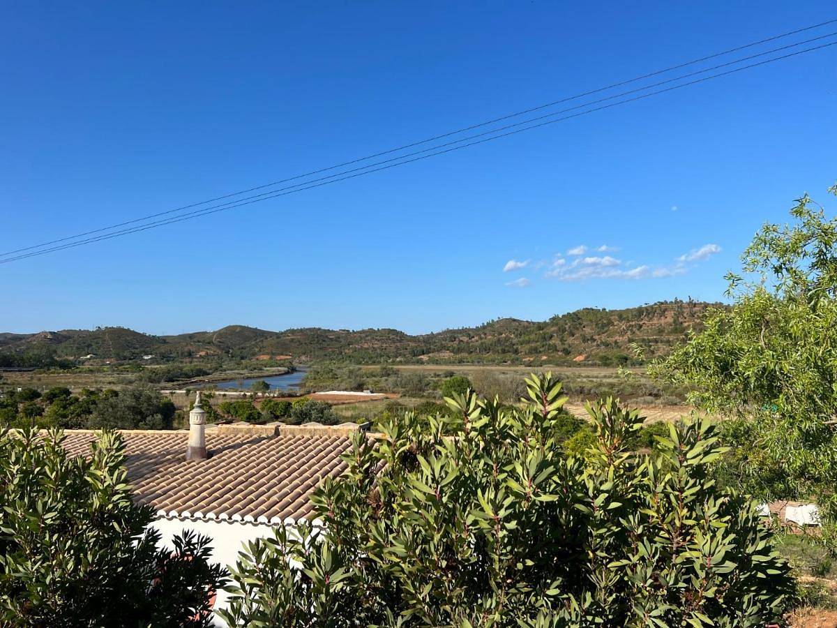 Two-Bedroom House in Silves, Distrito de Faro