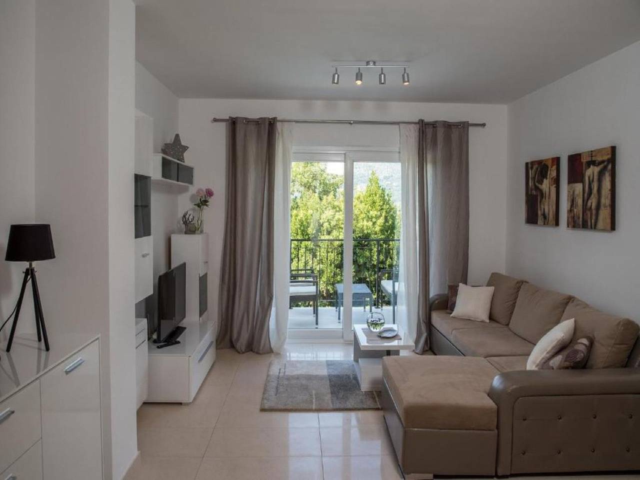 Casa vacanza a Canali a partire da 488€ a notte