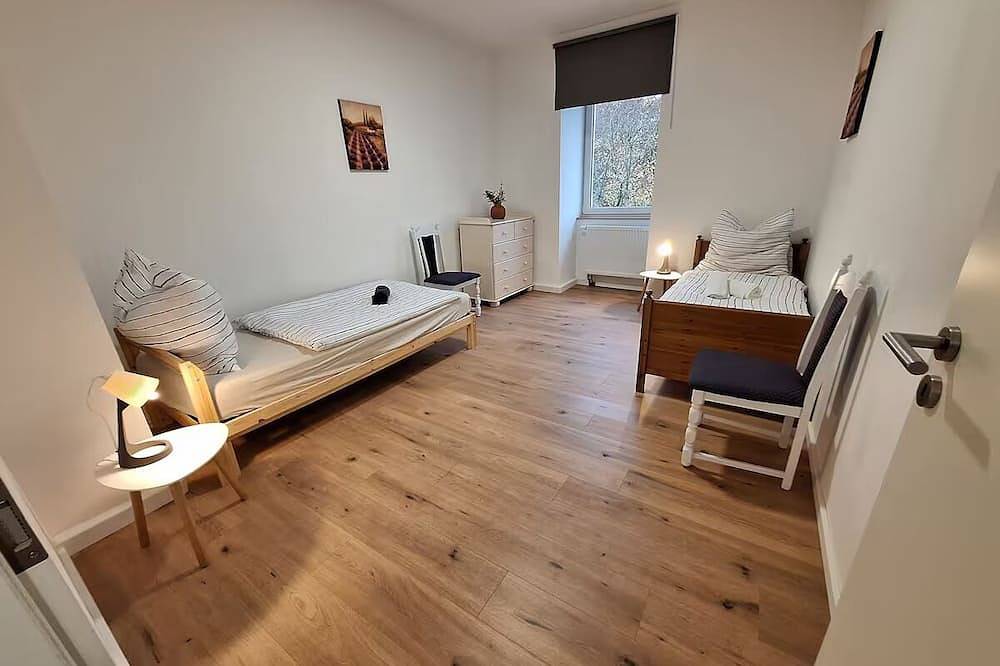 Entire apartment, Komplett neu Renovierte, Zentrale 2-zimmer-wohnung in Hagen in Hagen, Ruhr district