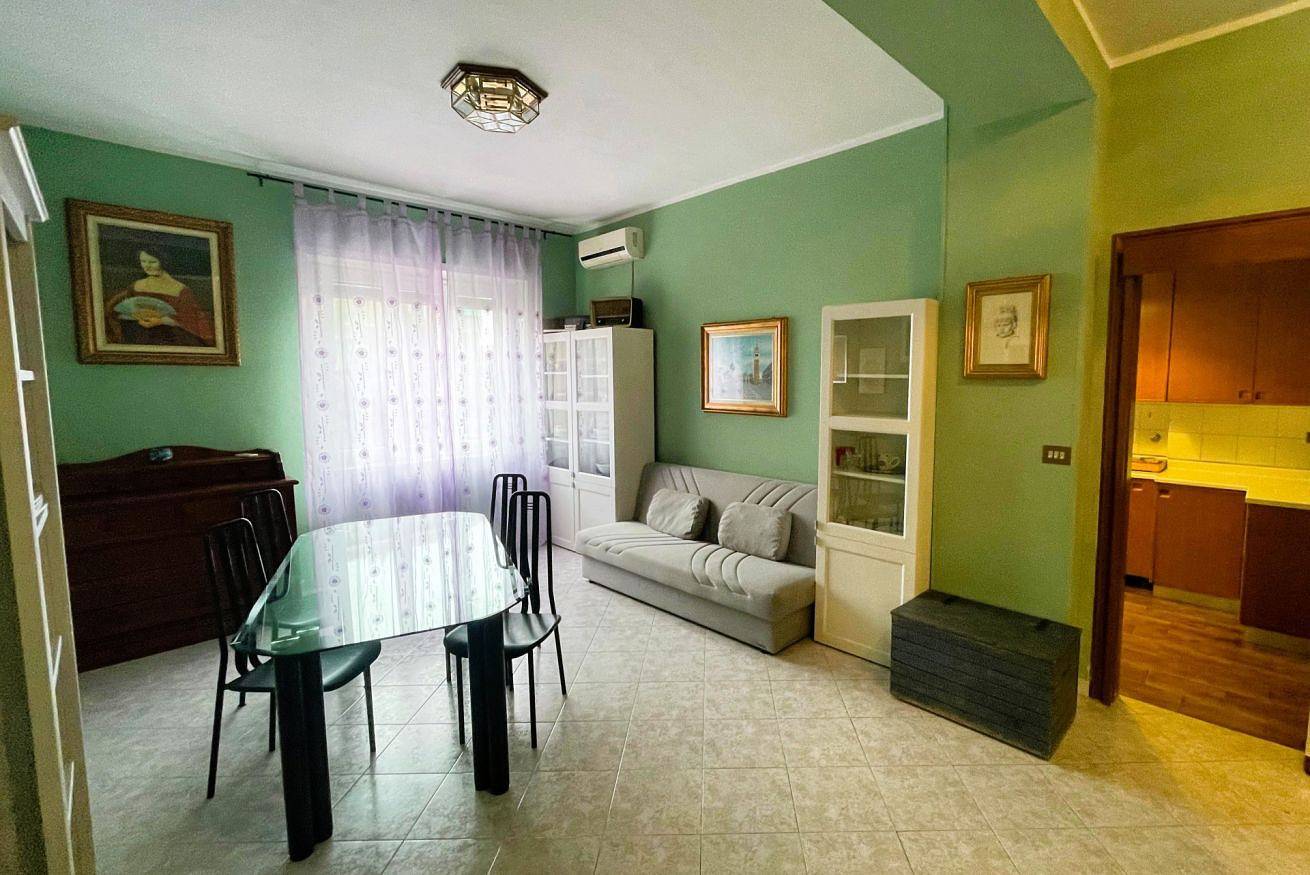Appartement entier, Appartement de vacances pour 5 personnes avec jardin in Turin, Province de Turin