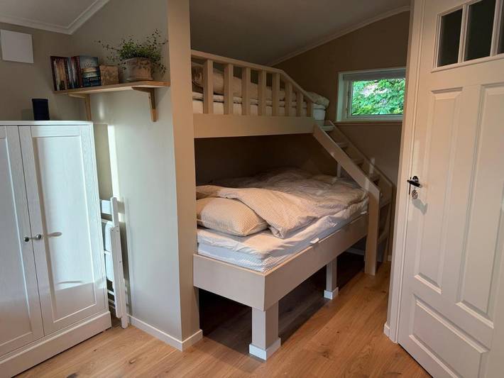 Ferienhaus für 3 Personen, mit Terrasse und Garten sowie Ausblick in Marstrand