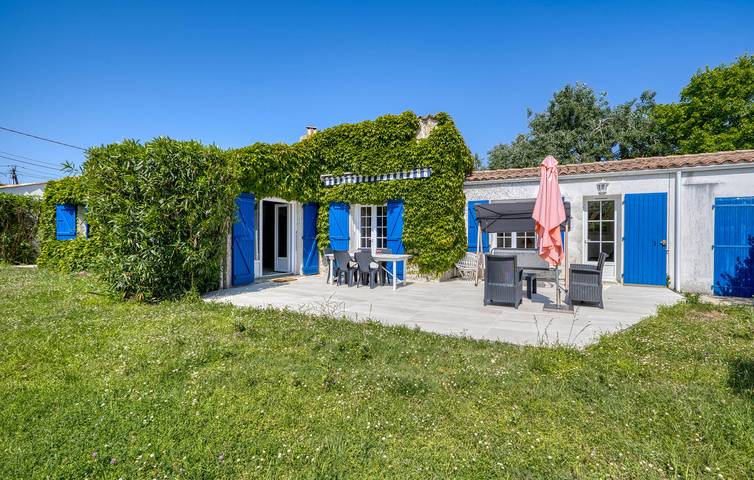Gîte pour 6 personnes, avec terrasse et jardin dans Plage de la Boirie