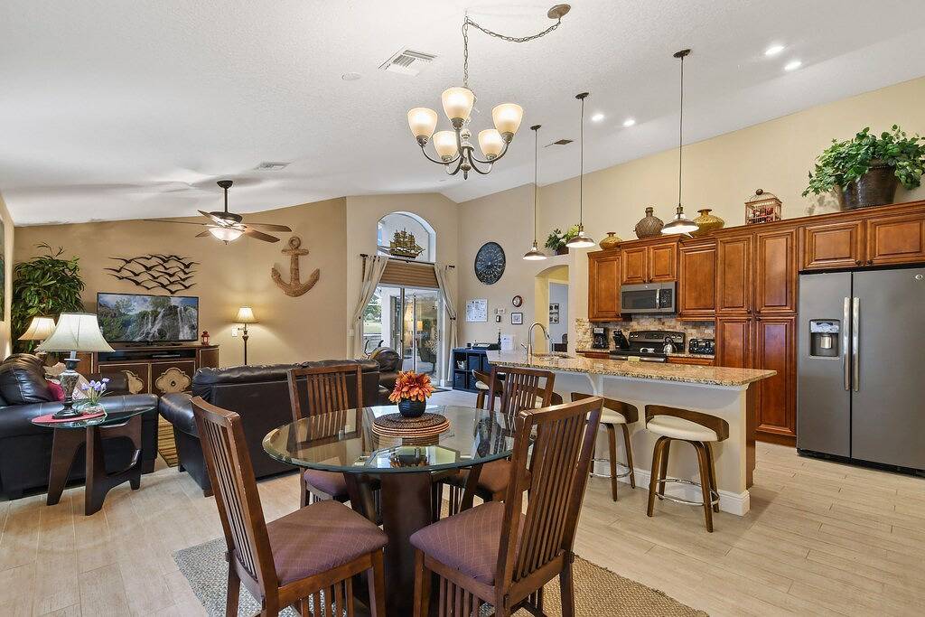 Familie / Golfer - Willkommen im Southern Dunes Golf Villa Retreat mit Pool / Whirlpool in Haines City, Zentral Florida