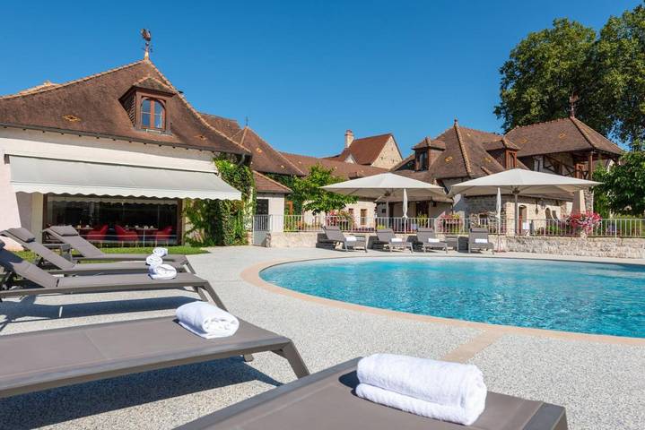Hôtel pour 2 personnes, avec piscine et jardin, animaux acceptés à Vougeot
