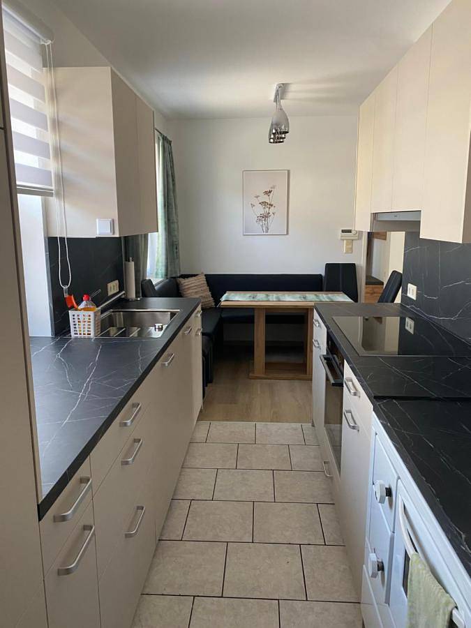 Two-Bedroom House in Korneubourg