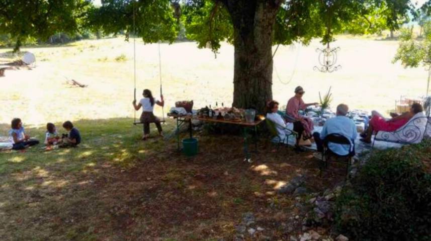 Gîte pour 2 personnes, avec vue et jardin à Coursegoules - 3