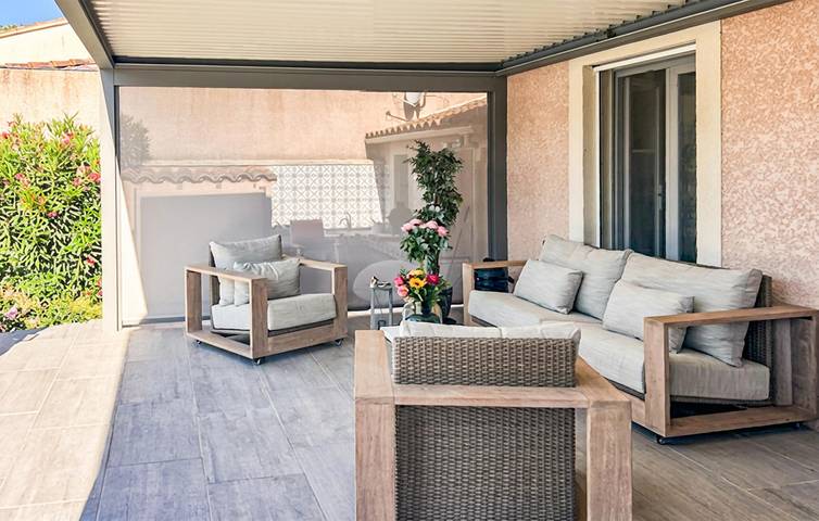 Charming Apartment with Pool, Parking & WiFi - Mallemort in Mallemort, Arles region