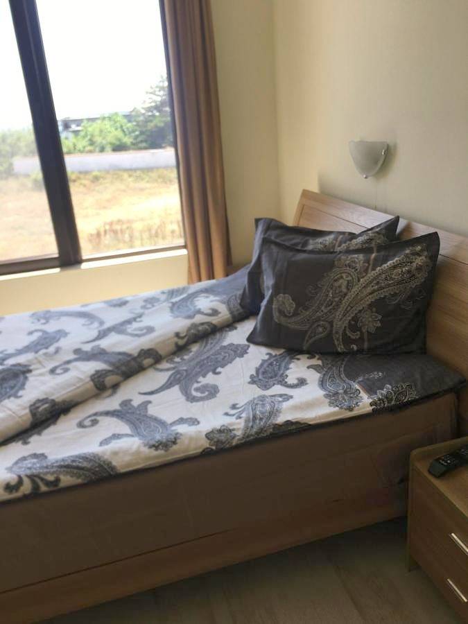 Ferienwohnung für 4 Personen, mit Balkon und Terrasse sowie Garten und Pool