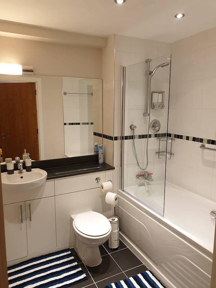 Entire vacation apartment, Birmingham Diamond 2-bedroom Apartment City Centre in Birmingham, Birmingham Area