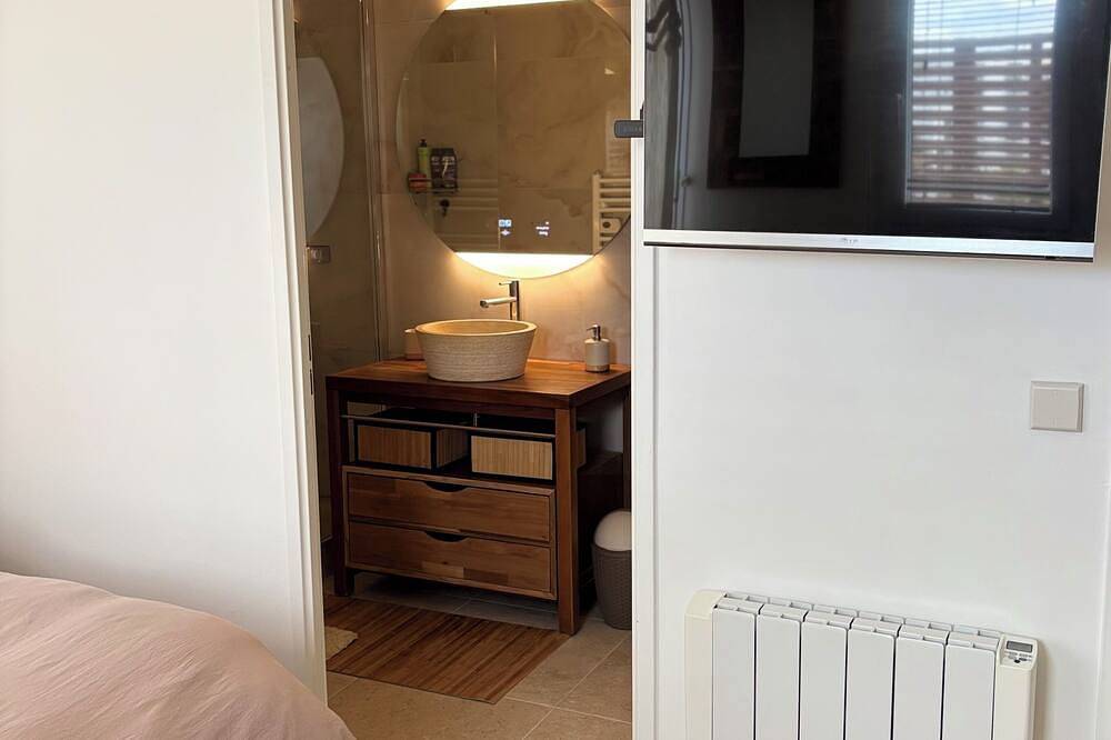 Apartamento entero, Cosy modern apartment - 4 min walk from station in Conflans-Sainte-Honorine, Yvelines