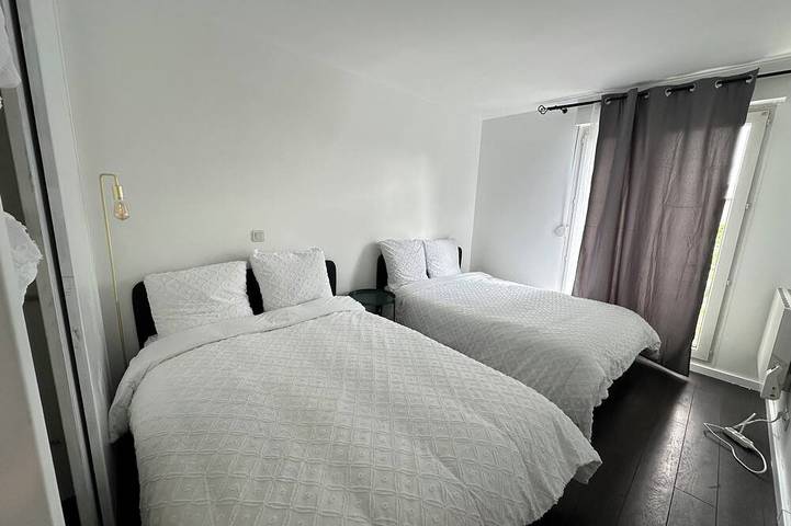 Ganze Wohnung, Elegant 2 Bedroom Apartment with Free Parking Paris St-Denis by Immo Kit Bnb in Saint-Denis, Seine-Saint-Denis