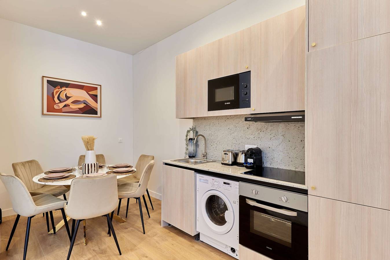 Appartement entier, Appartement de vacances pour 6 personnes in Paris, Île de France
