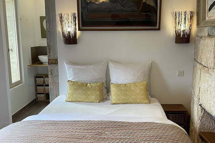 Location de vacances pour 31 personnes, avec jardin, animaux acceptés à Noyers - 4