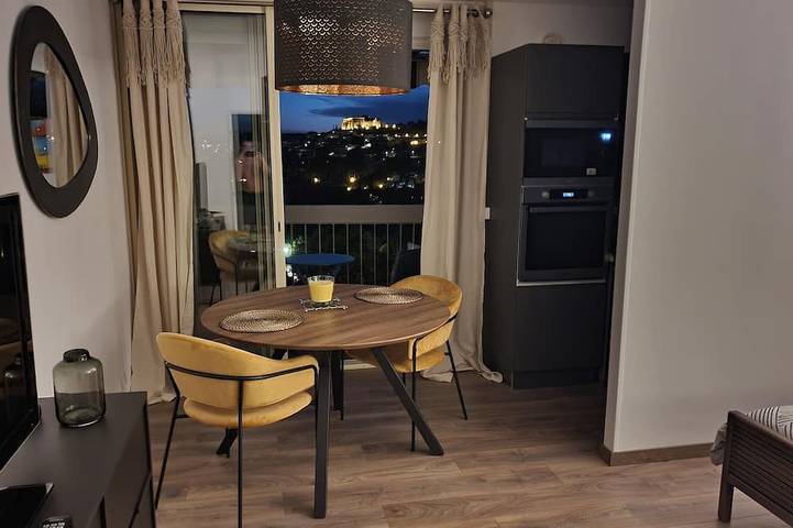 Appartement entier, La loge du château ! in Gréoux-les-Bains, Alpes-de-Haute-Provence