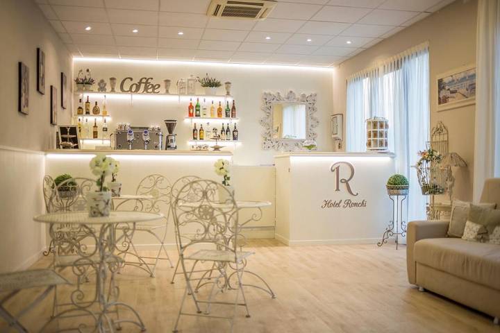 Hôtel pour 2 personnes, avec jardin et balcon à Cervia - 3