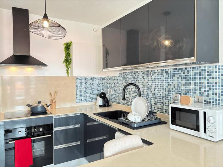 Gîte pour 2 personnes, avec piscine et balcon dans Plage de Montabo - 3