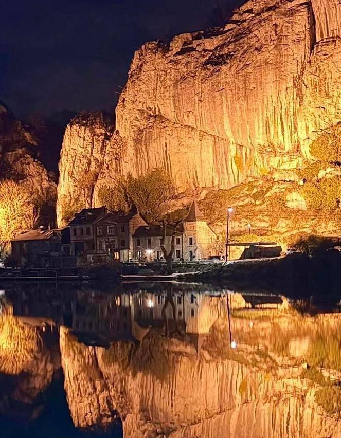 Location de vacances pour 4 personnes, avec sauna et jardin ainsi que vue et vue sur le lac à Profondeville - 2