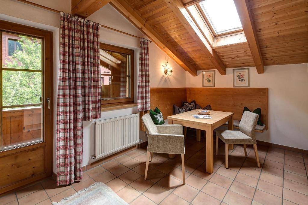 Ganze Ferienwohnung, Appartement Gratlspitz in Alpbach, Kaisergebirge