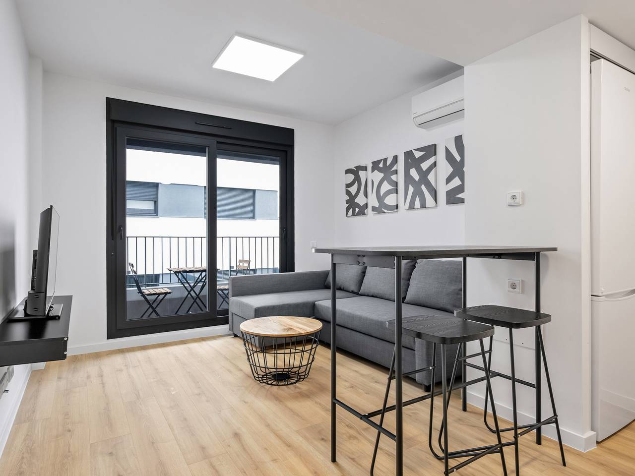 Ganze Wohnung, Modernes Studio - 2 Pers. in San Sebastián de los Reyes, Madrid Province