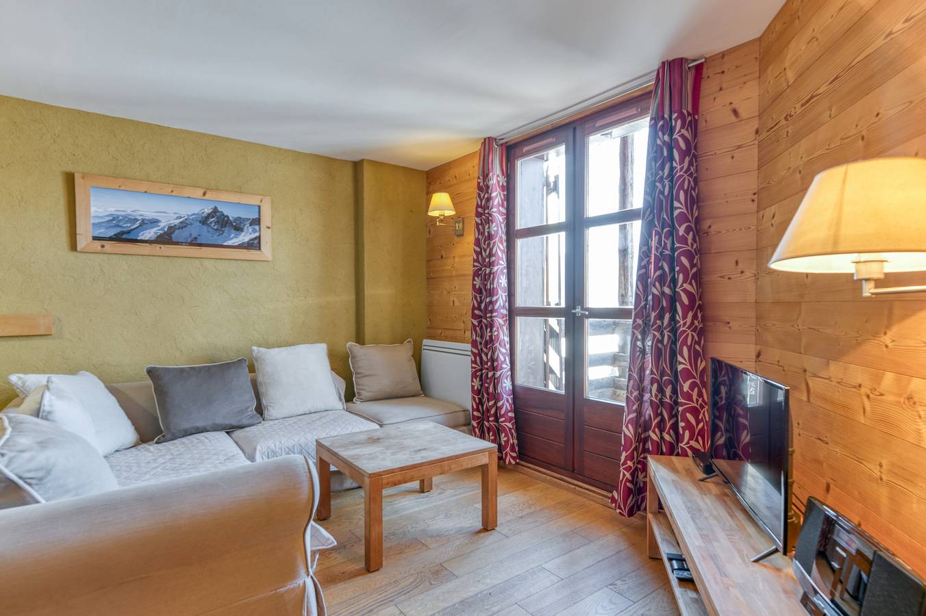 Appartement entier, Appartement "Regain 6" avec vue sur montagne et balcon in Villard-Reculas, Parc national des Écrins