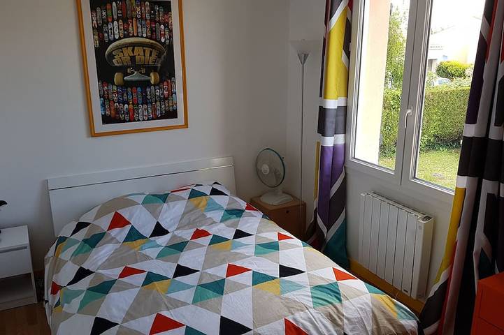 Location de vacances pour 10 personnes, avec jardin à La Jarrie - 3