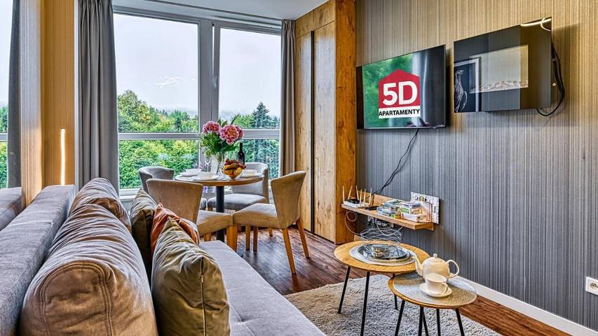 Apartament wakacyjny dla 4 osób, z Jacuzzi i Taras oraz Ogród i Sauna w Porąbka