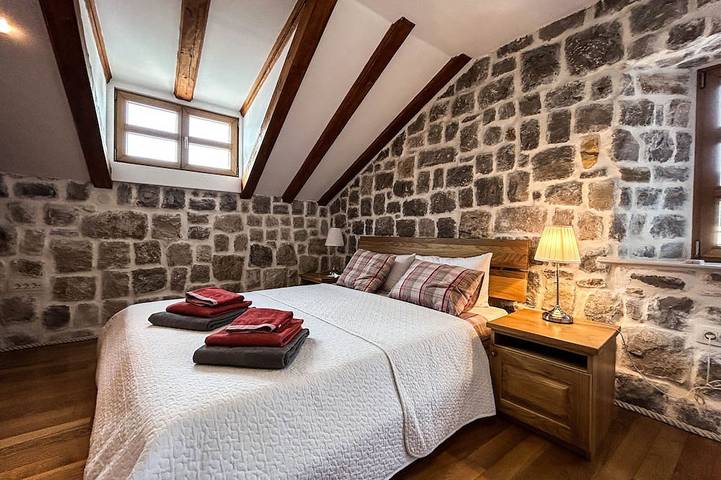 Traditional Style Stone House in perfect Perast in Perast, Bay of Kotor
