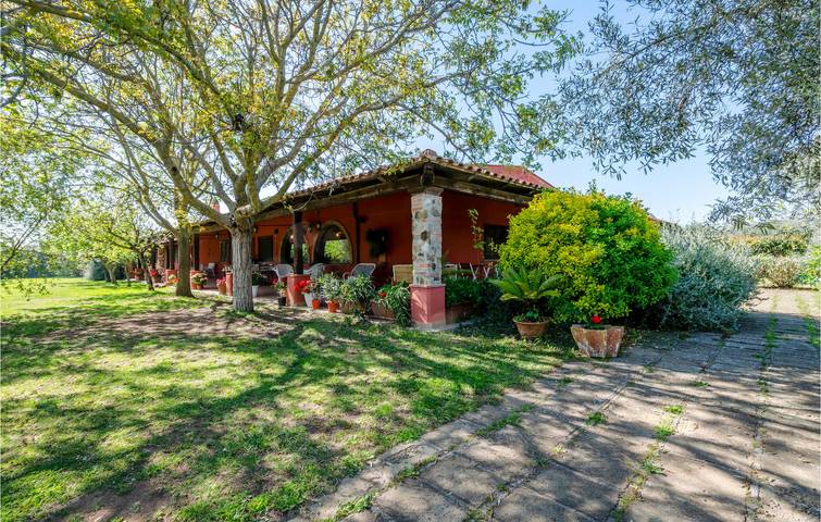 Casa vacanza per 18 persone a Montalto di Castro