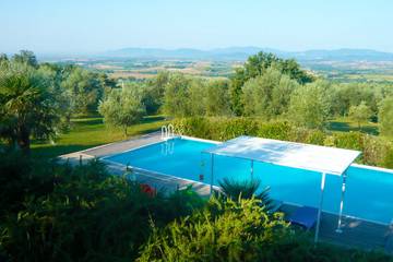 Ferienhaus für 4 Personen, mit Pool und Terrasse sowie Garten in der Toskana