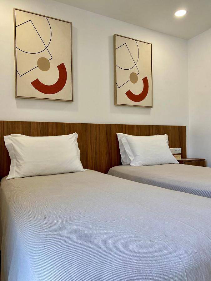 Casa rural para 2 personas, con piscina además de terraza y jardín en Miranda do Douro - 4