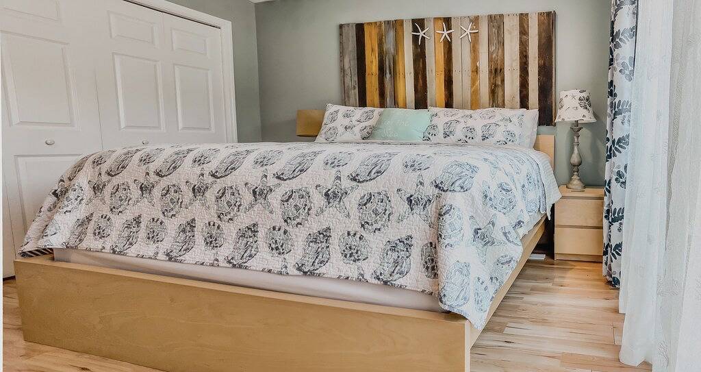 Ganze Wohnung, Island Vibes + Modern Comfort at Lido Beach! in Lido Key, Sarasota