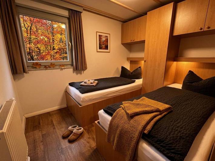Bungalow für 3 Personen, mit Terrasse und Garten sowie Sauna