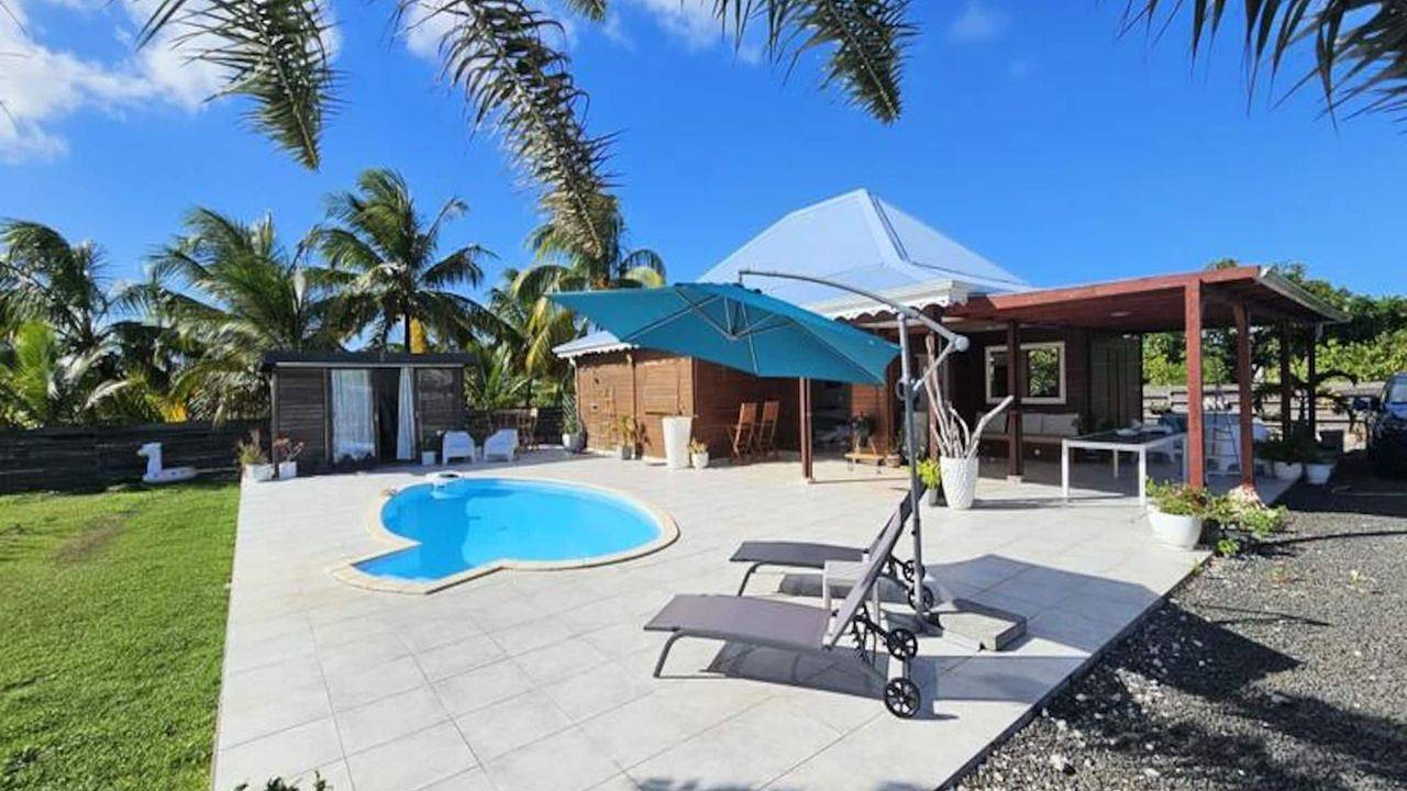 Entire holiday apartment, Ferienwohnung für 6 Personen (112 m²) in Le Moule, Guadeloupe (Caribbean)